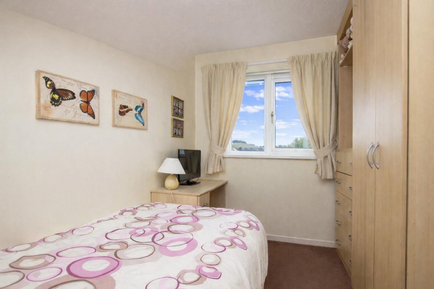 Full View, Blackburn