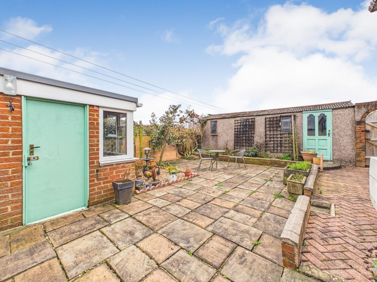 Claremont Grove, Shipley