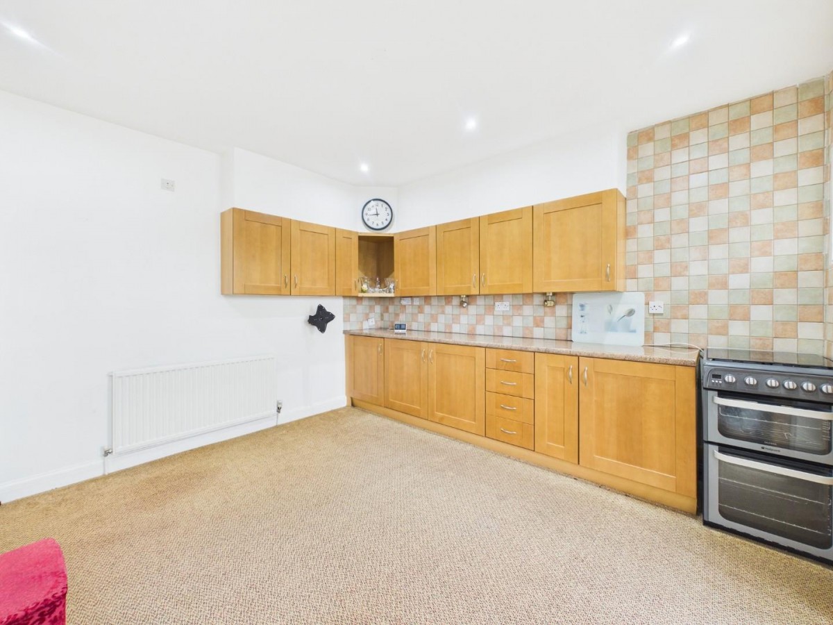 Claremont Grove, Shipley