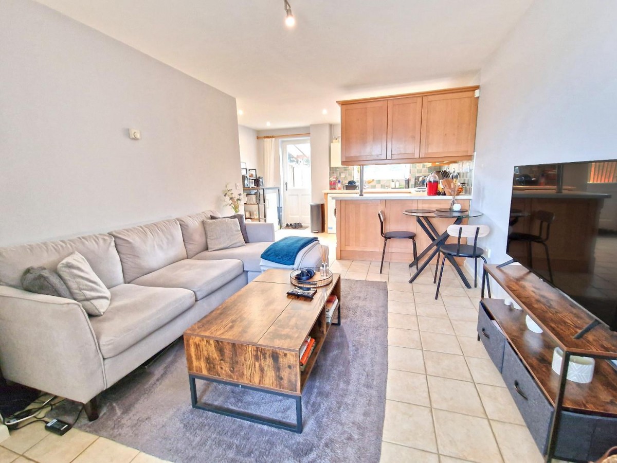 Moor Pond Close, Bicester