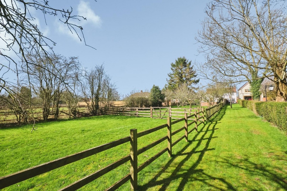 Walsall Road, Muckley Corner, Lichfield