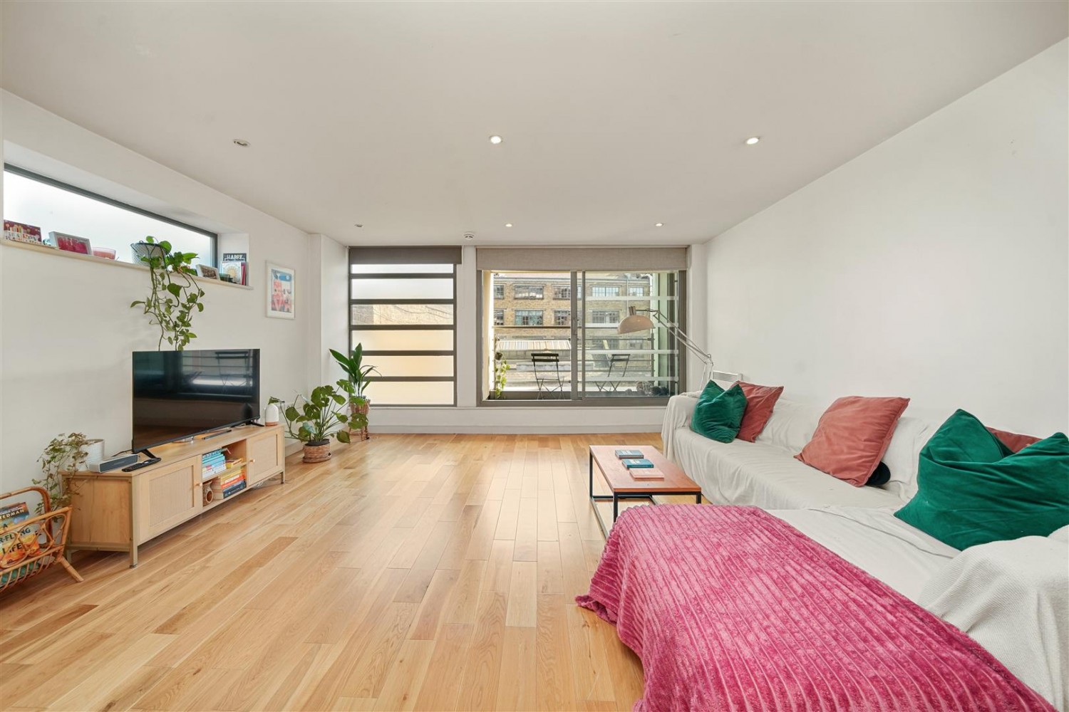 Garden Walk, Shoreditch, EC2A