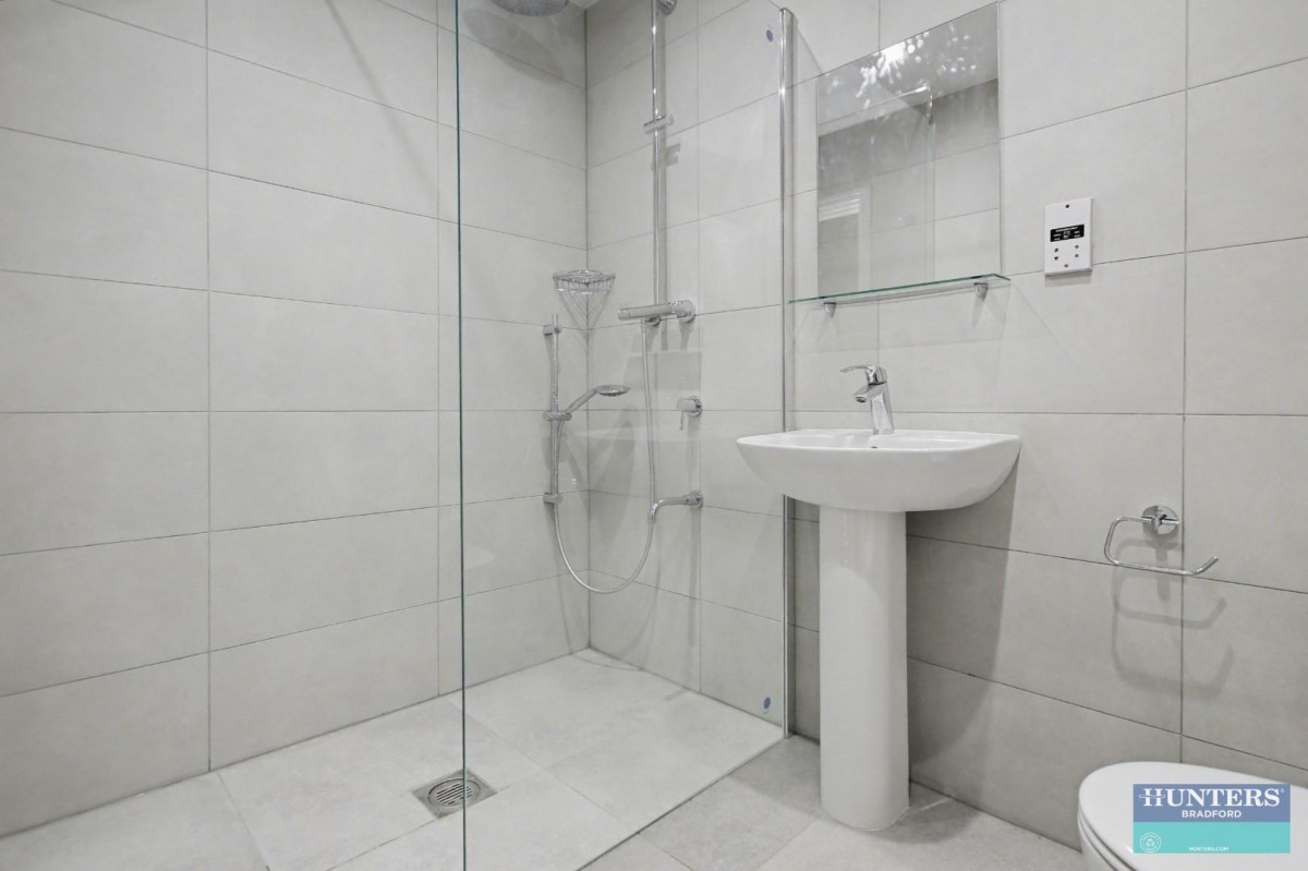 Hazel Walk Bradford, BD9 6AH