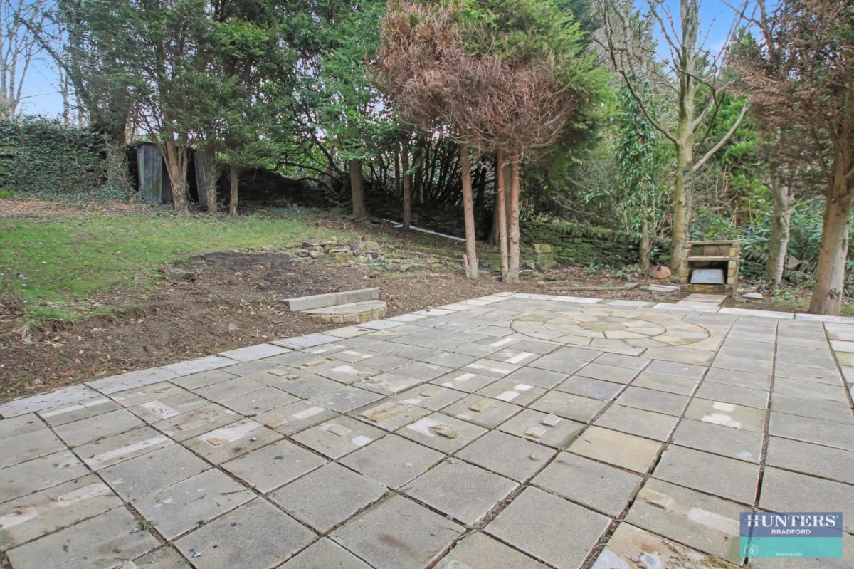 Hazel Walk Bradford, BD9 6AH