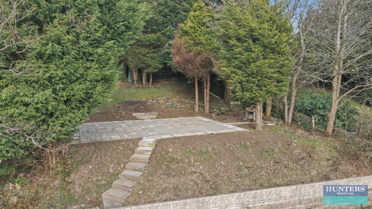 Hazel Walk Bradford, BD9 6AH