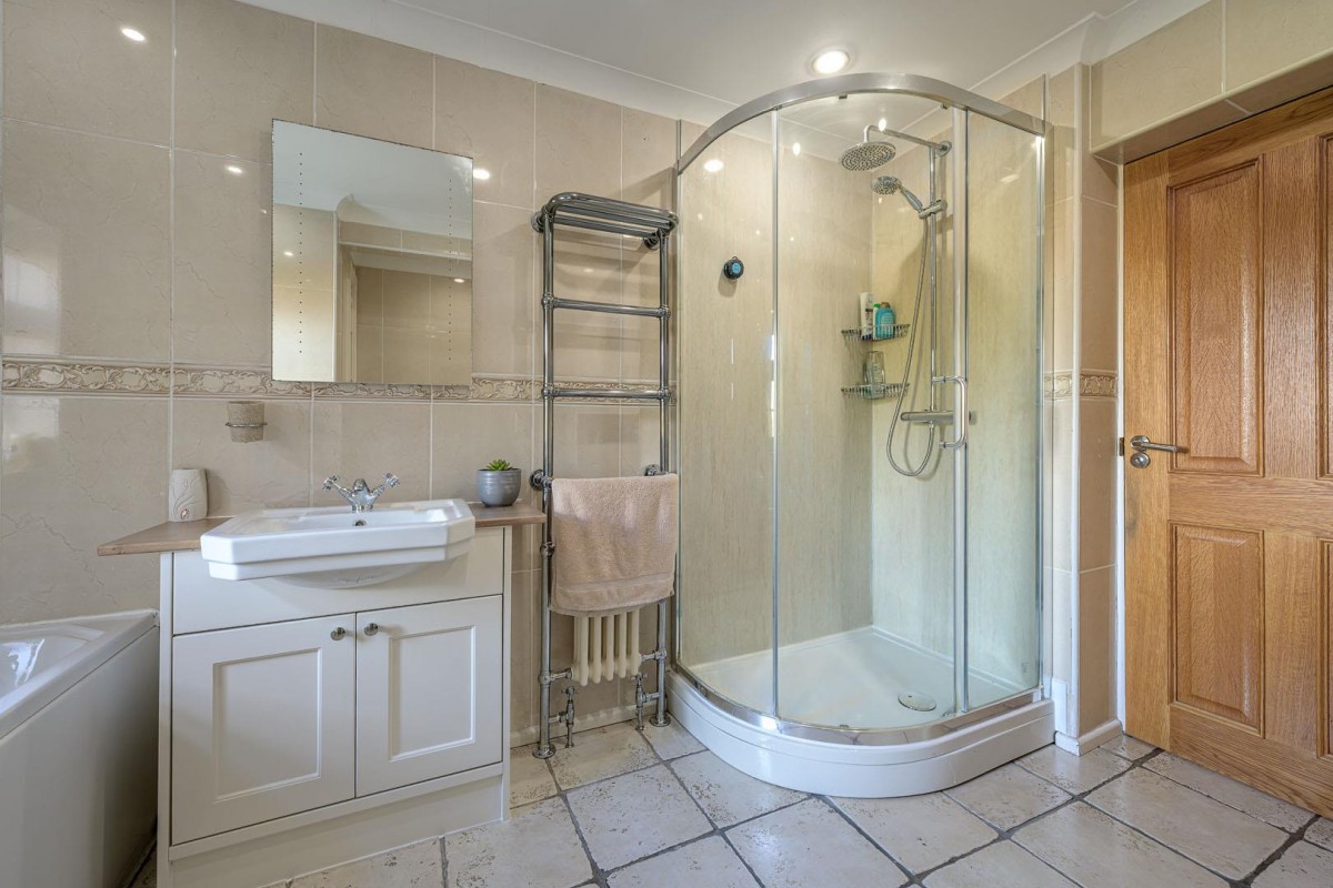 High House, Middlefield Lane, Hagley, DY9 0PY