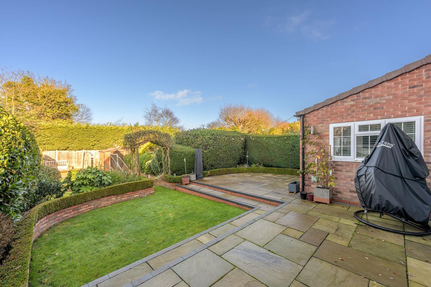 High House, Middlefield Lane, Hagley, DY9 0PY