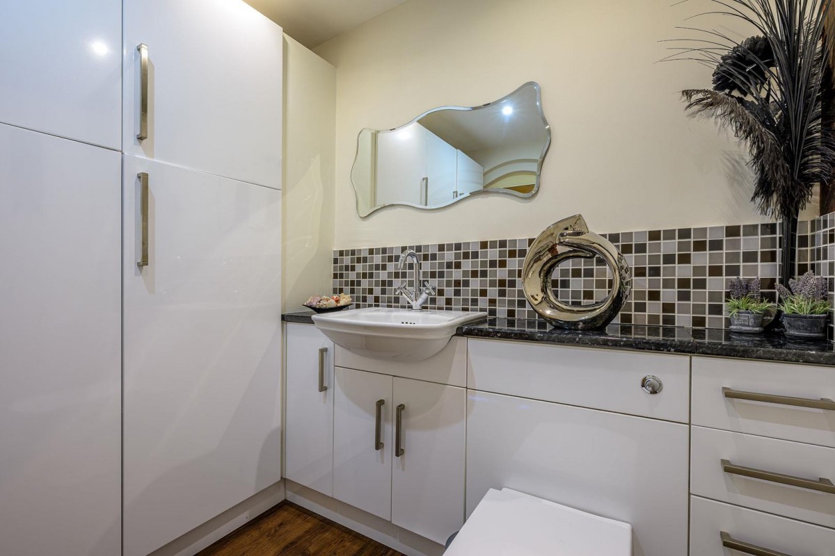 High House, Middlefield Lane, Hagley, DY9 0PY