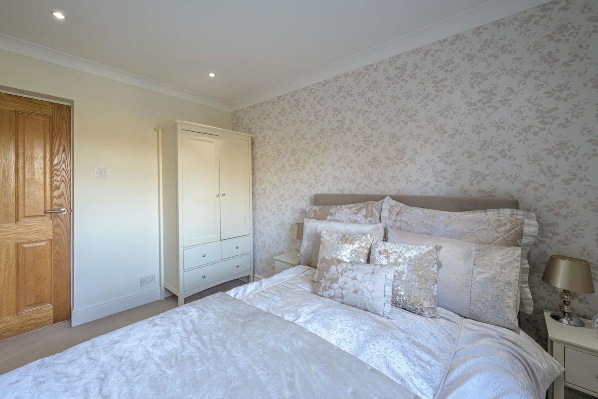 High House, Middlefield Lane, Hagley, DY9 0PY