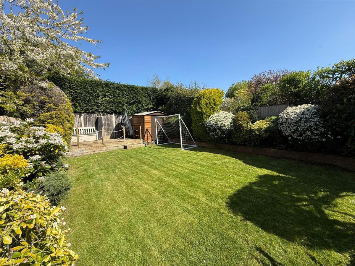 High House, Middlefield Lane, Hagley, DY9 0PY