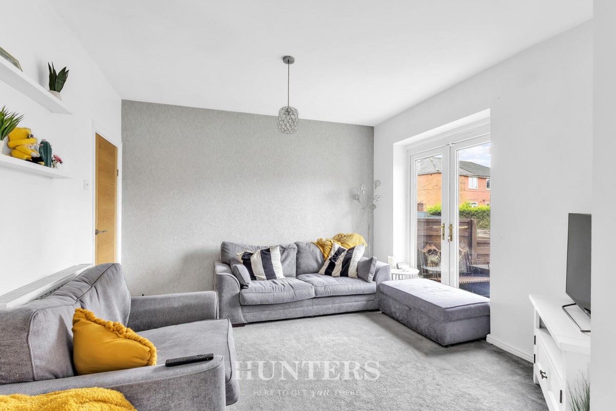 Larchview Road, Middleton, Manchester, M24