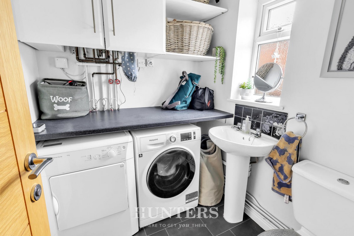 Larchview Road, Middleton, Manchester, M24