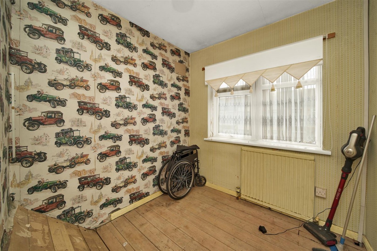 Stanley Avenue, Dagenham, RM8