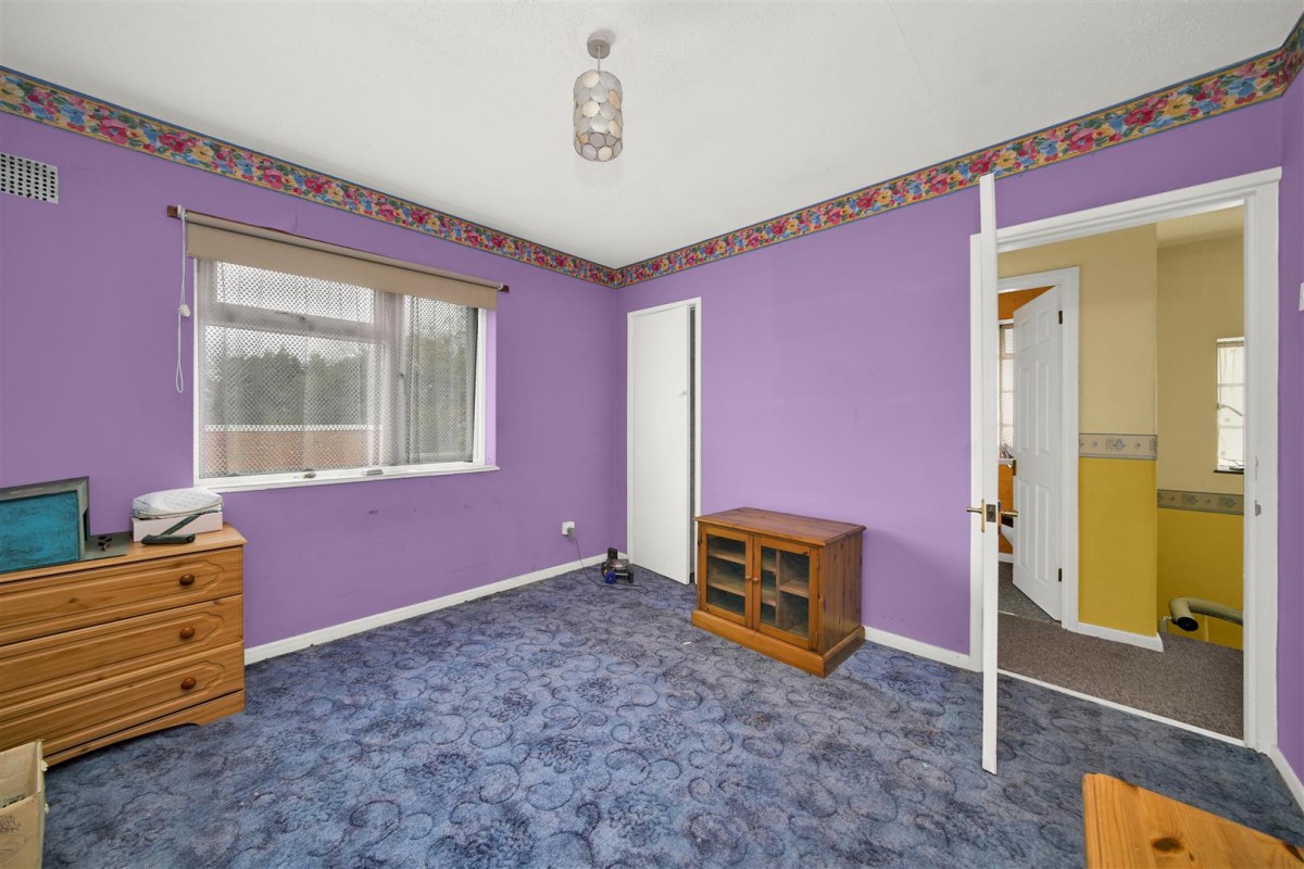 Stanley Avenue, Dagenham, RM8