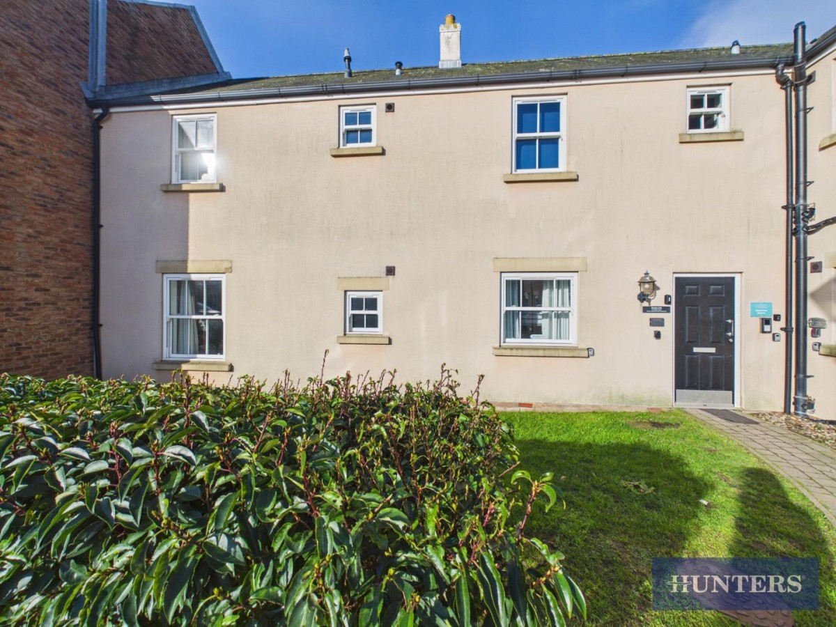 Sunrise Drive, Moor Road, Filey