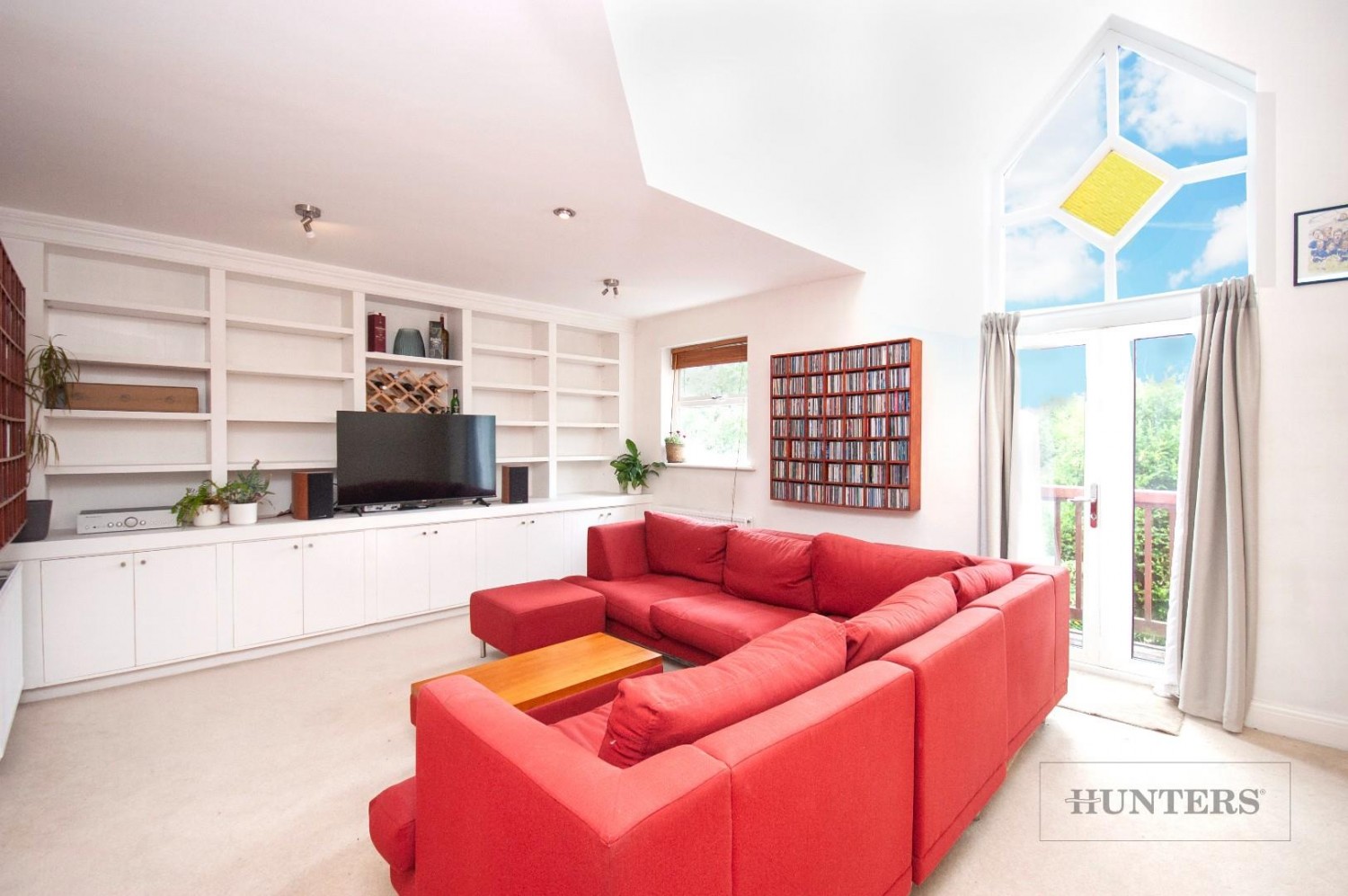 Shoot Up Hill, W. Hampstead Borders, London, NW2