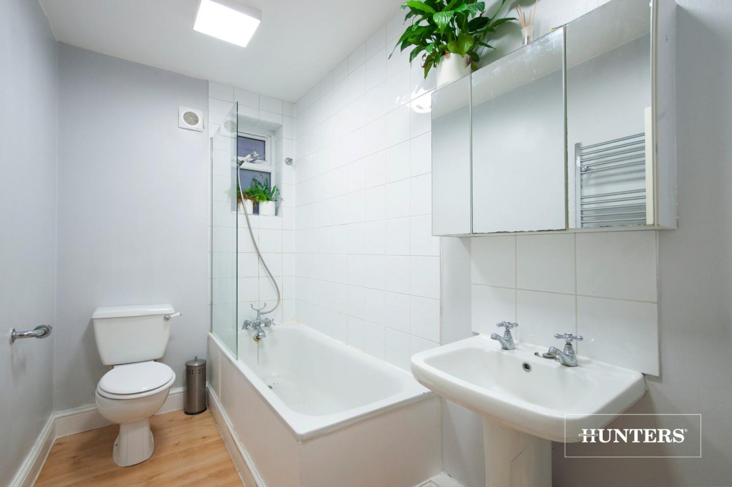 Shoot Up Hill, W. Hampstead Borders, London, NW2