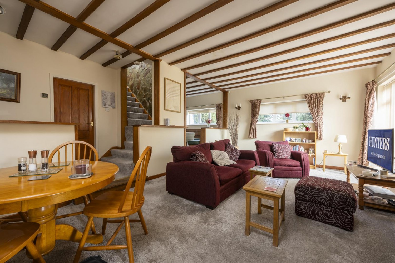 White Oak Drive, Kingswinford, DY6 9QN