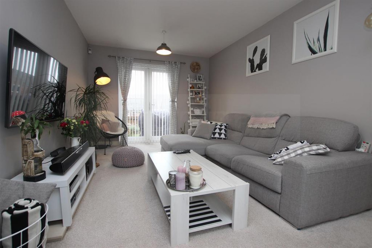 Gifford Way, Darwen, BB3 3BF