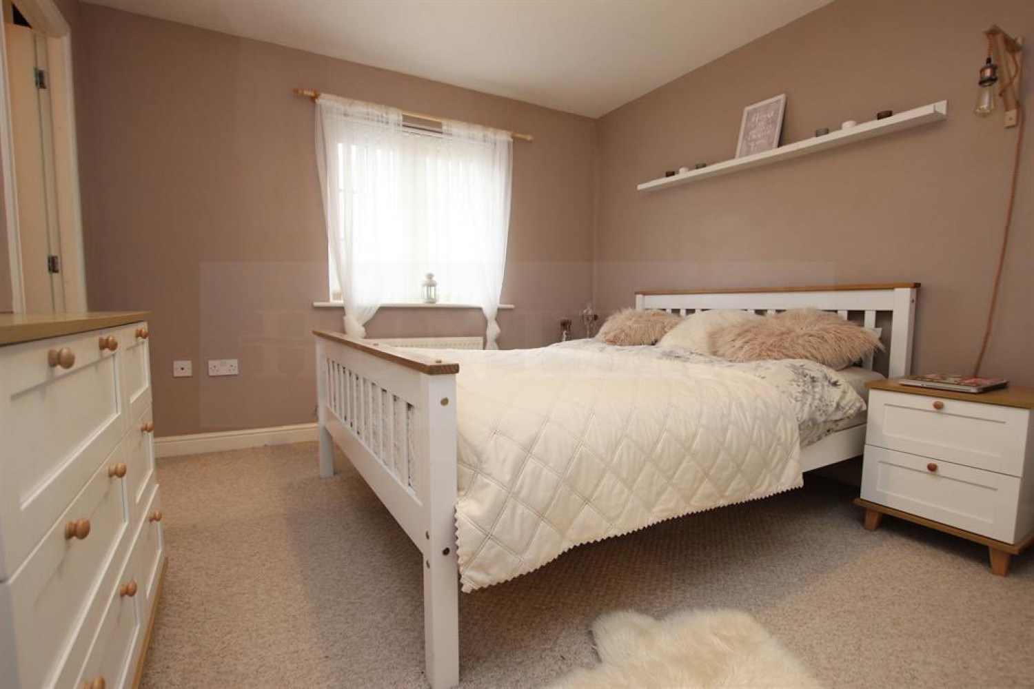 Gifford Way, Darwen, BB3 3BF