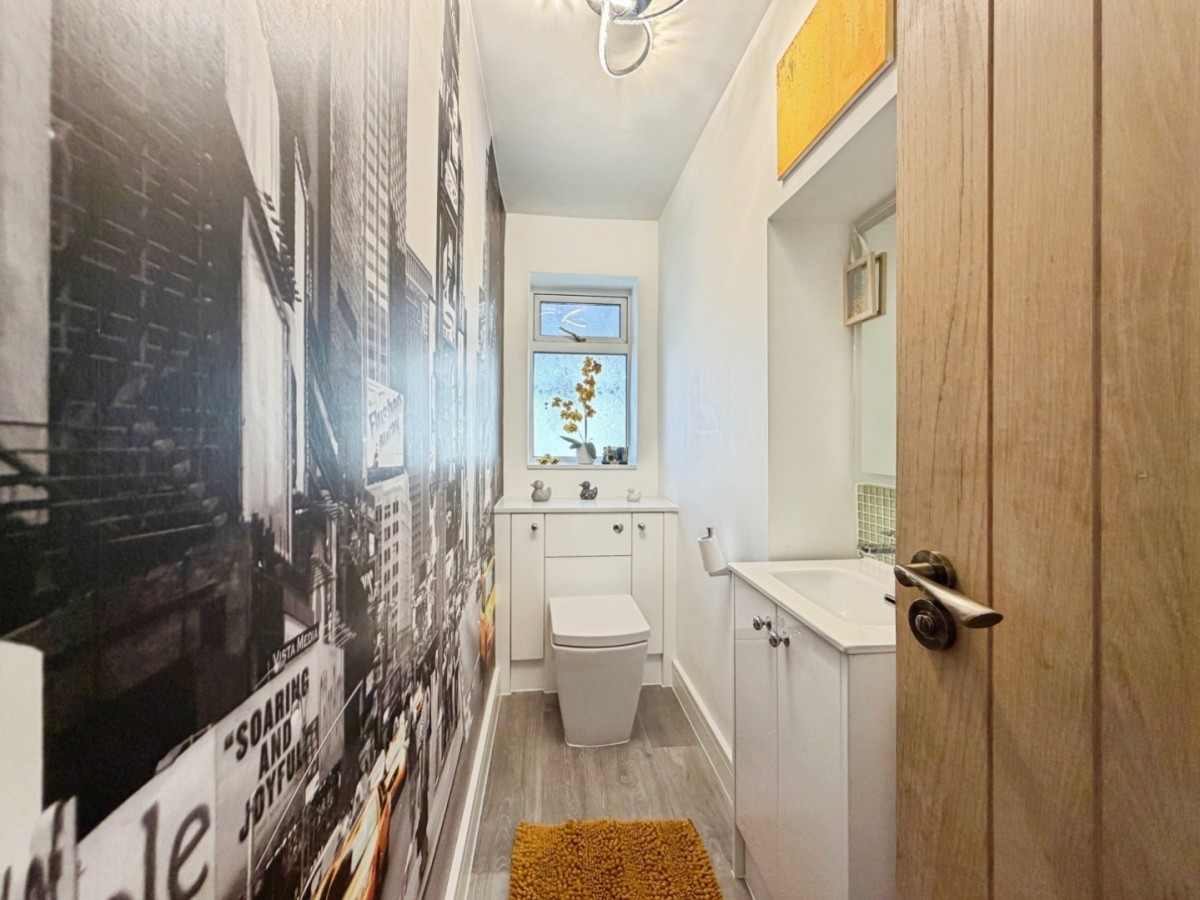 ST. MICHAELS, TENTERDEN