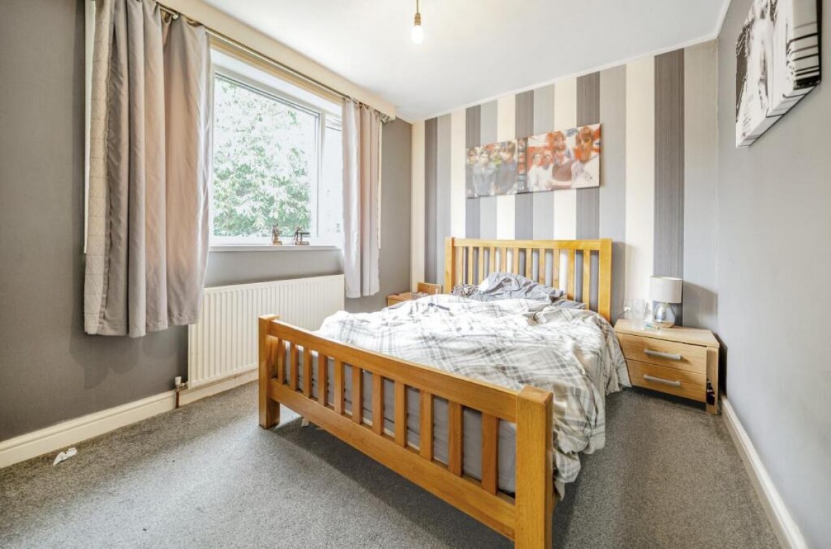 Raynel Approach, Leeds