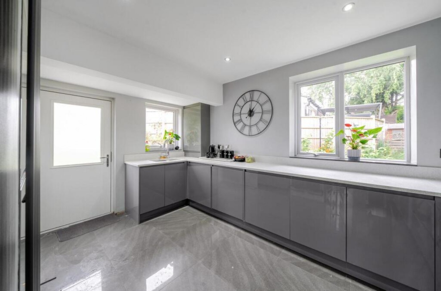 Raynel Approach, Leeds