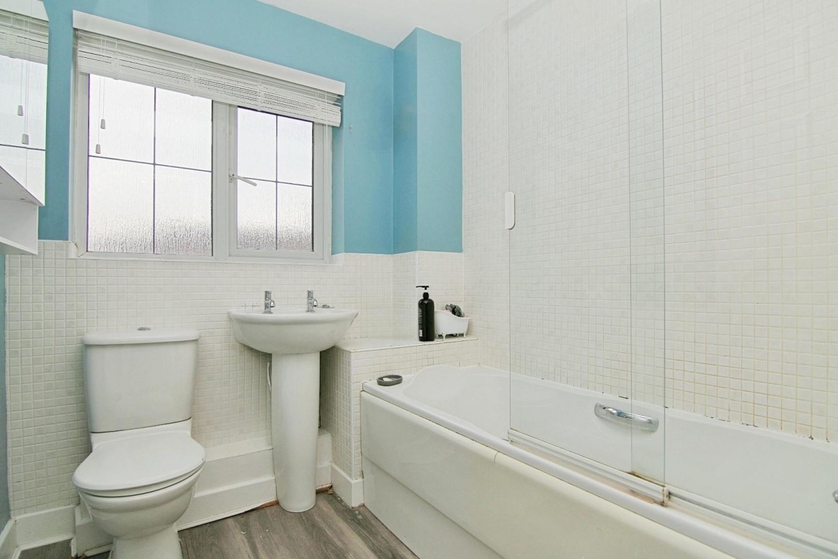 Newlands, Farsley, Pudsey