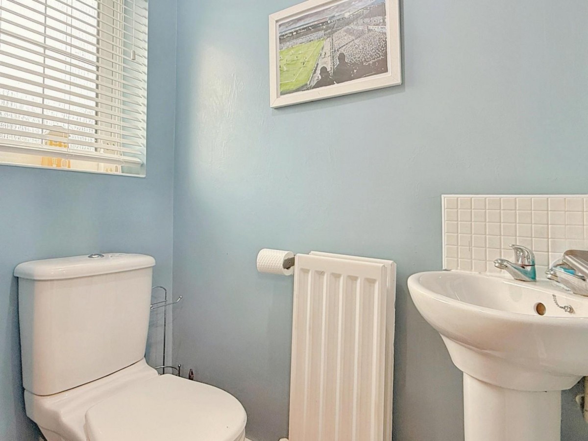 Newlands, Farsley, Pudsey