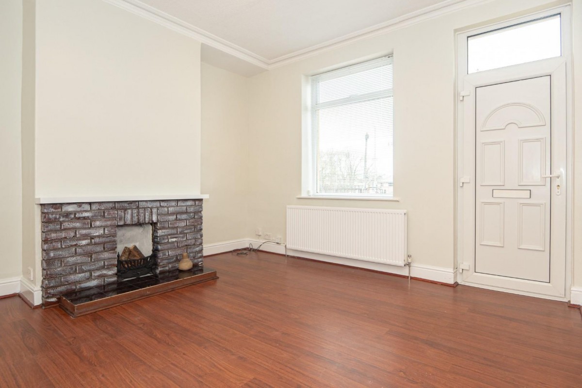 Half Mile Lane, Leeds