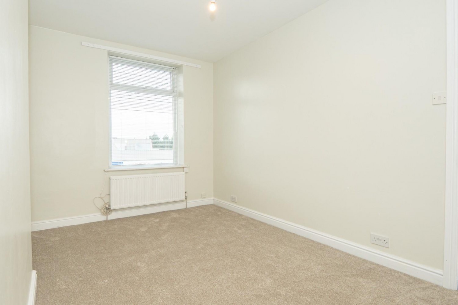 Half Mile Lane, Leeds