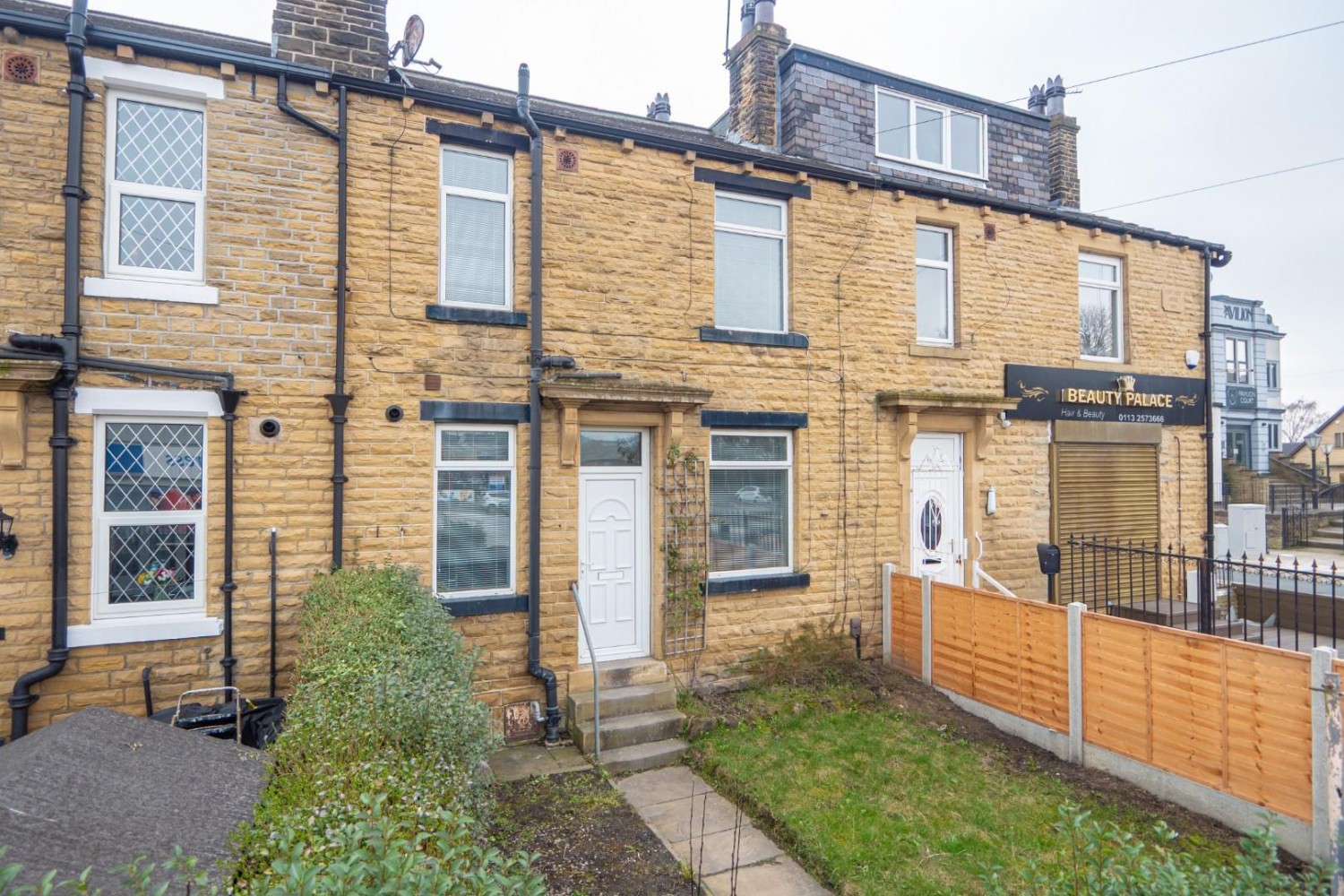 Half Mile Lane, Leeds