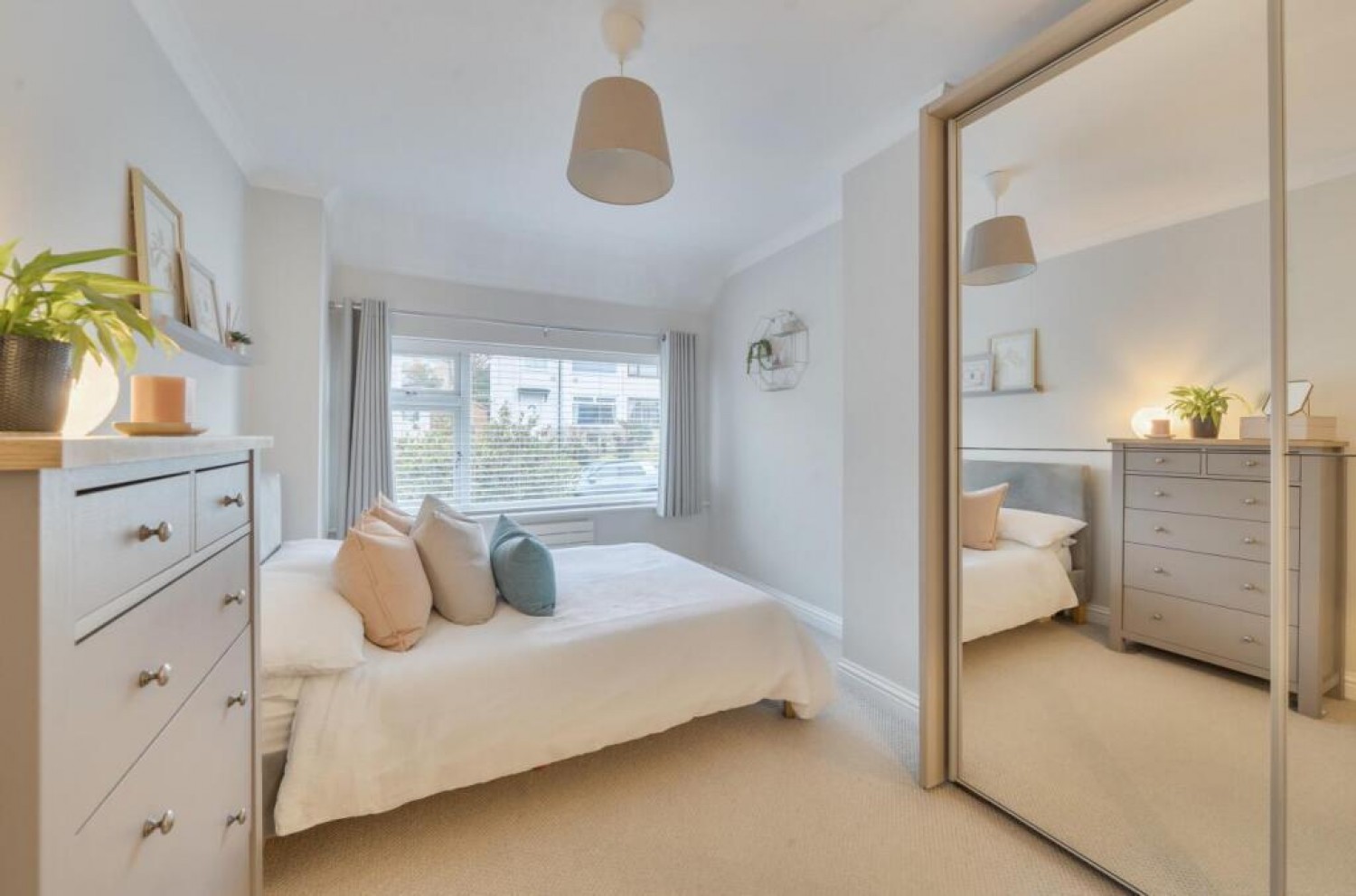 Woodhill Crescent, Leeds