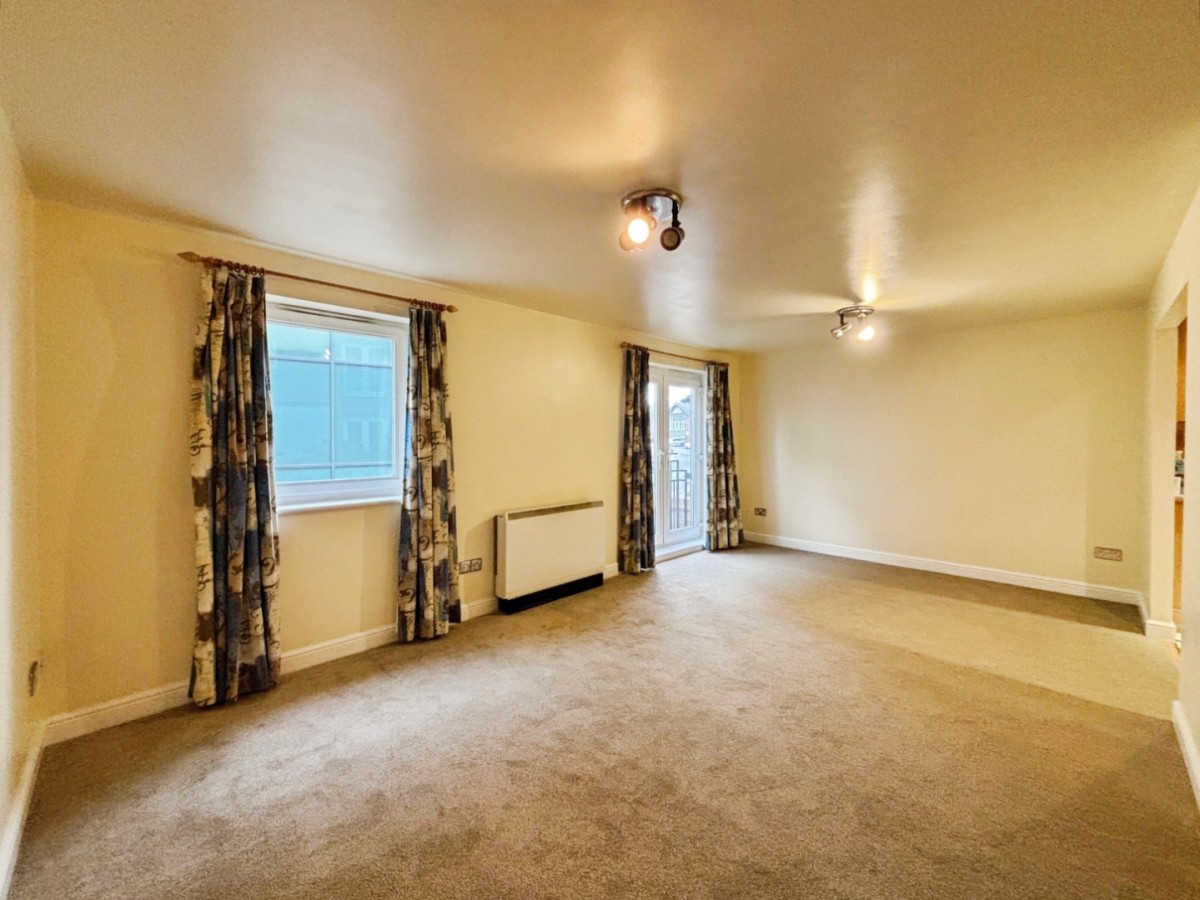 Strand House, Dixon Lane