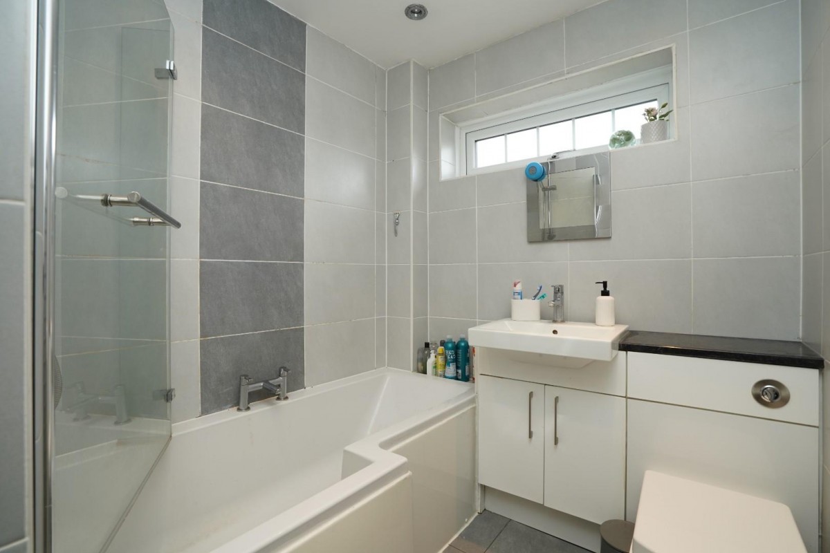 Nethergreen Avenue, Killamarsh, Sheffield, S21 1FF