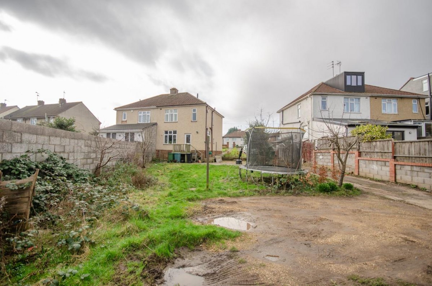 Northcote Road, Mnagotsfield, Bristol, BS16 6AR