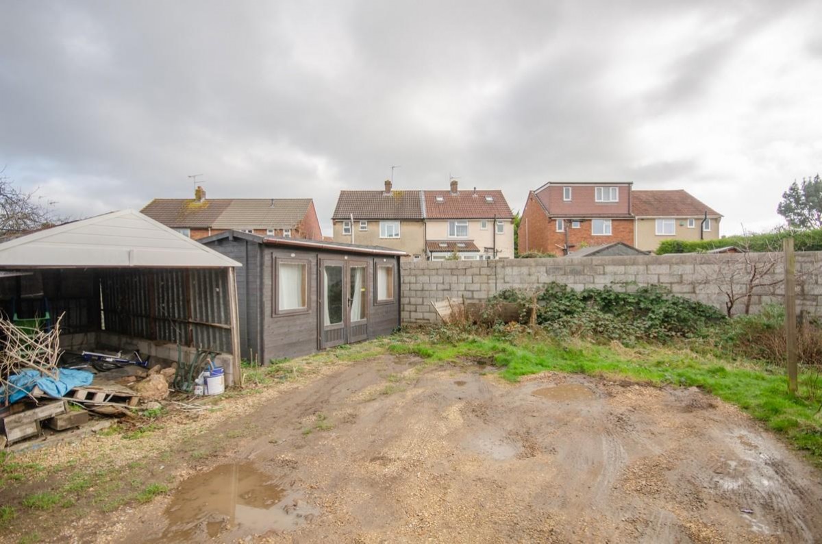 Northcote Road, Mnagotsfield, Bristol, BS16 6AR