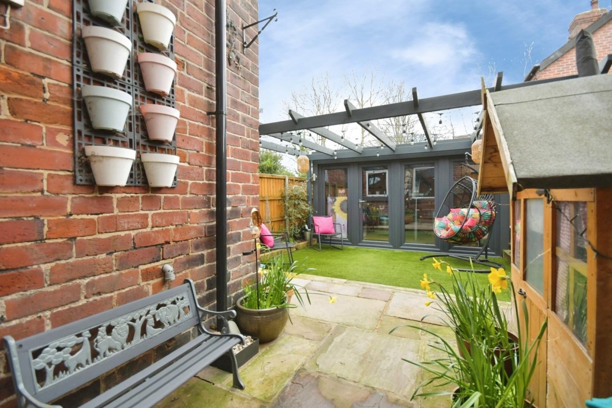 Parkside Road, Hillsborough, S6