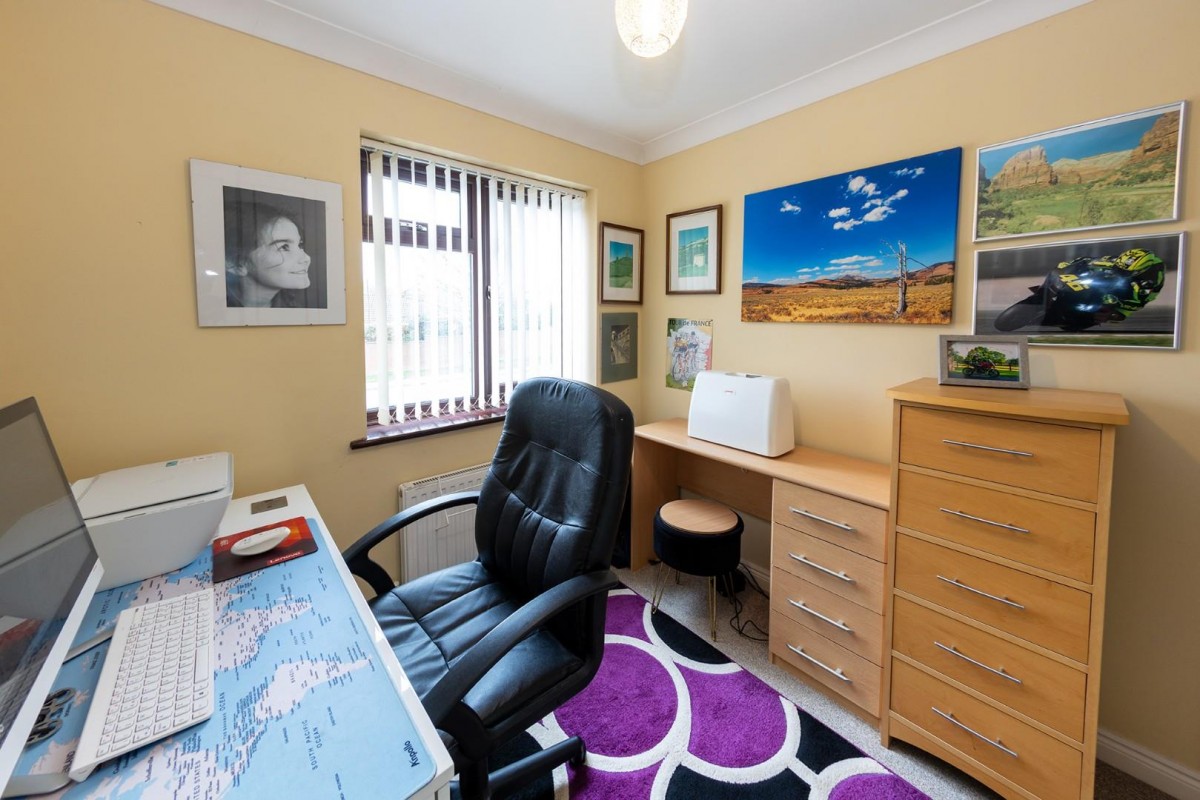 Tamar Drive, Woodsetton, DY3