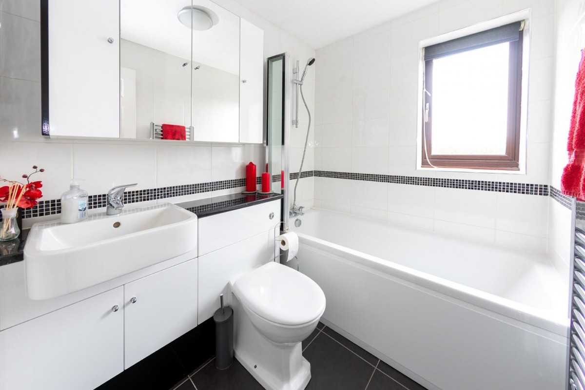 Tamar Drive, Woodsetton, DY3