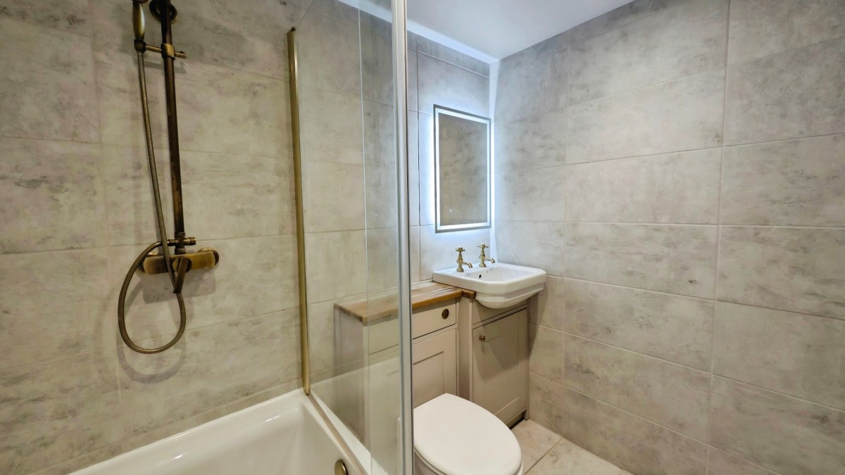 Marina Gardens, Fishponds, Bristol