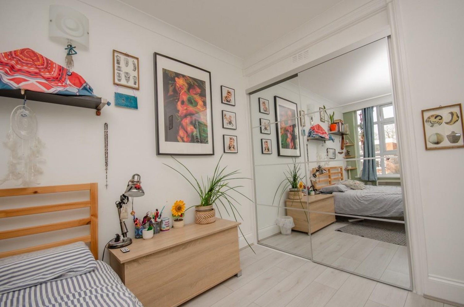 2 bedroom Flat for sale in Marlborough Drive, Frenchay, Bristol, BS16 1PW