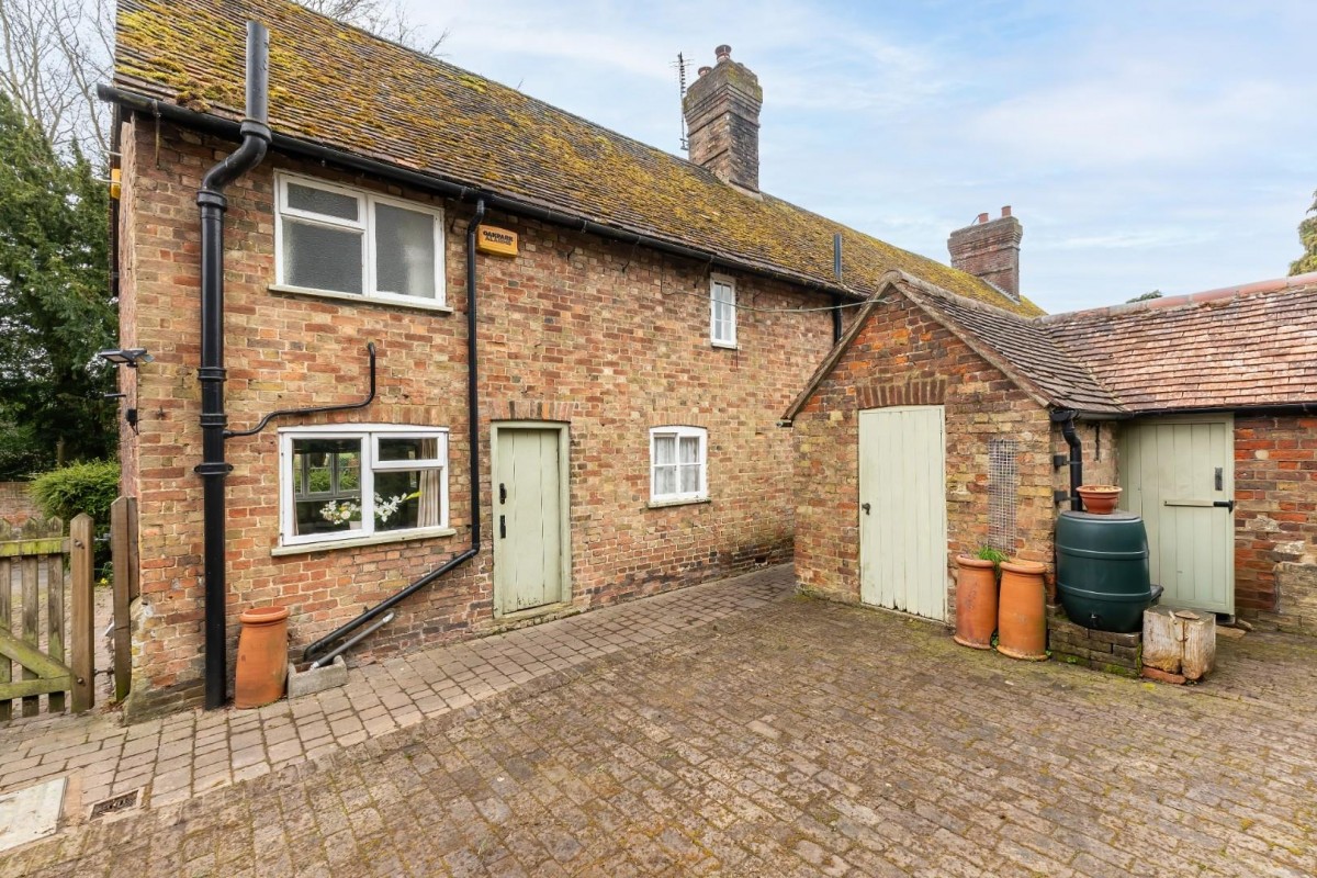 Vicarage Lane, Ivinghoe