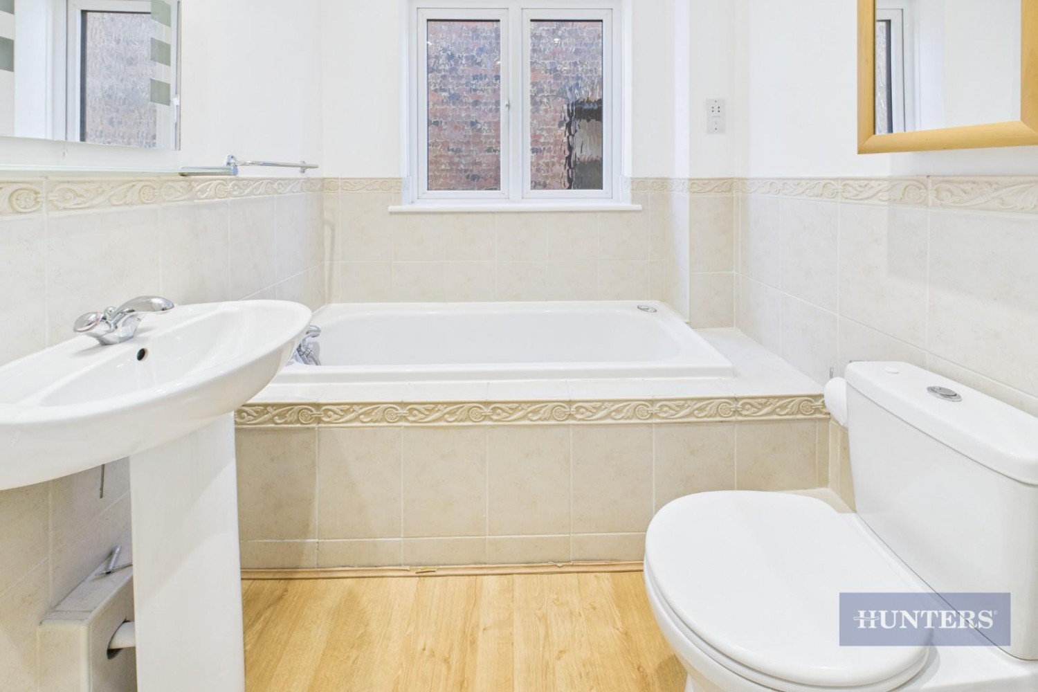 Calshot Court, Ocean Village, SO14