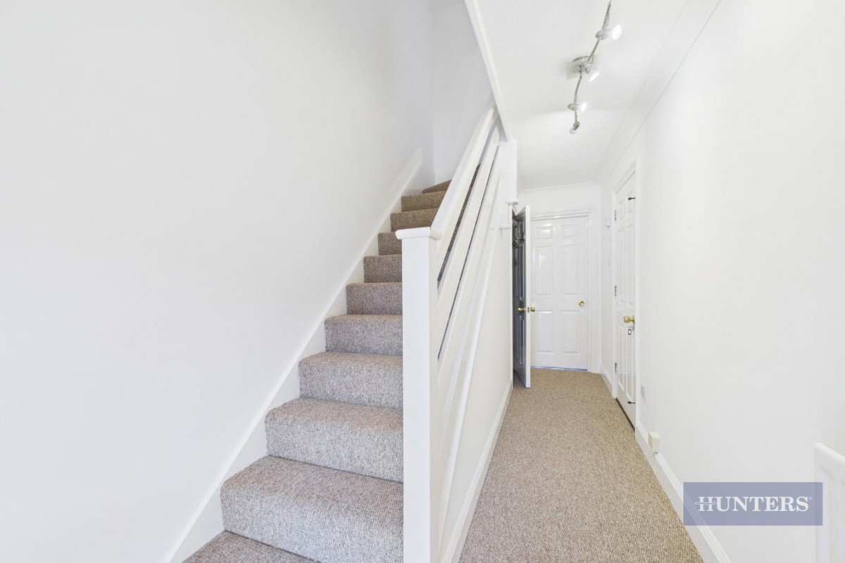 Calshot Court, Ocean Village, SO14