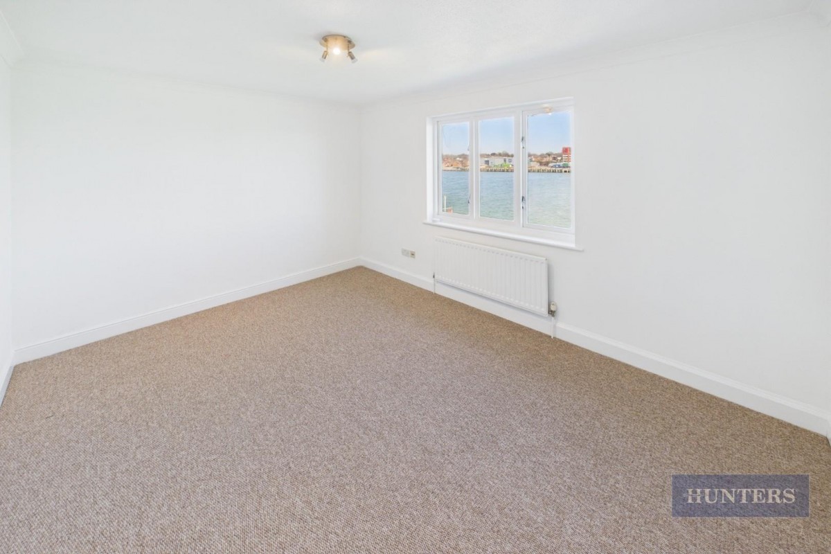 Calshot Court, Ocean Village, SO14