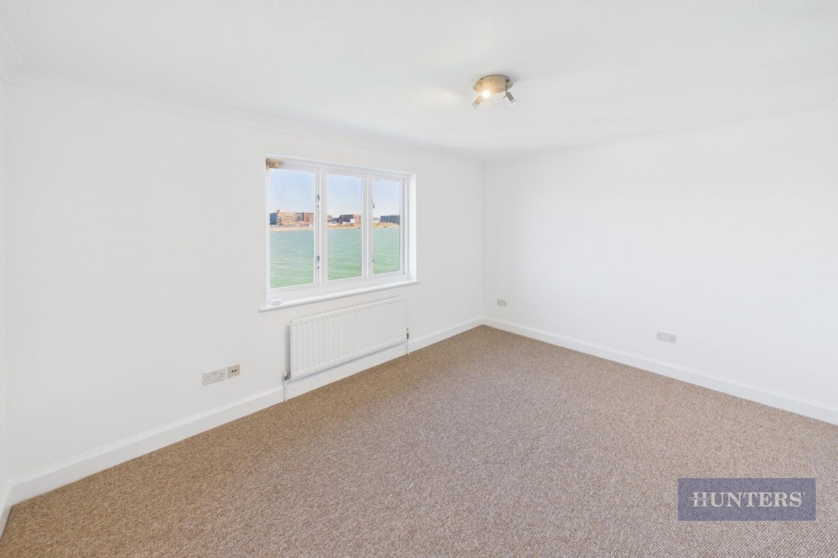 Calshot Court, Ocean Village, SO14