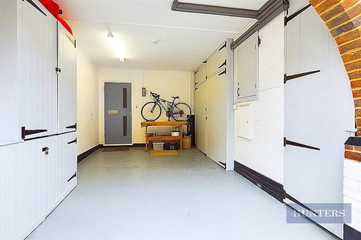 Endeavour Way, Hythe, Southampton