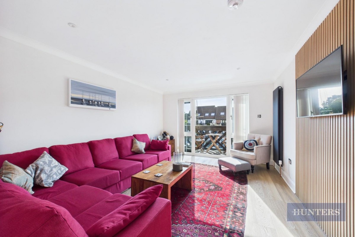 Endeavour Way, Hythe, Southampton