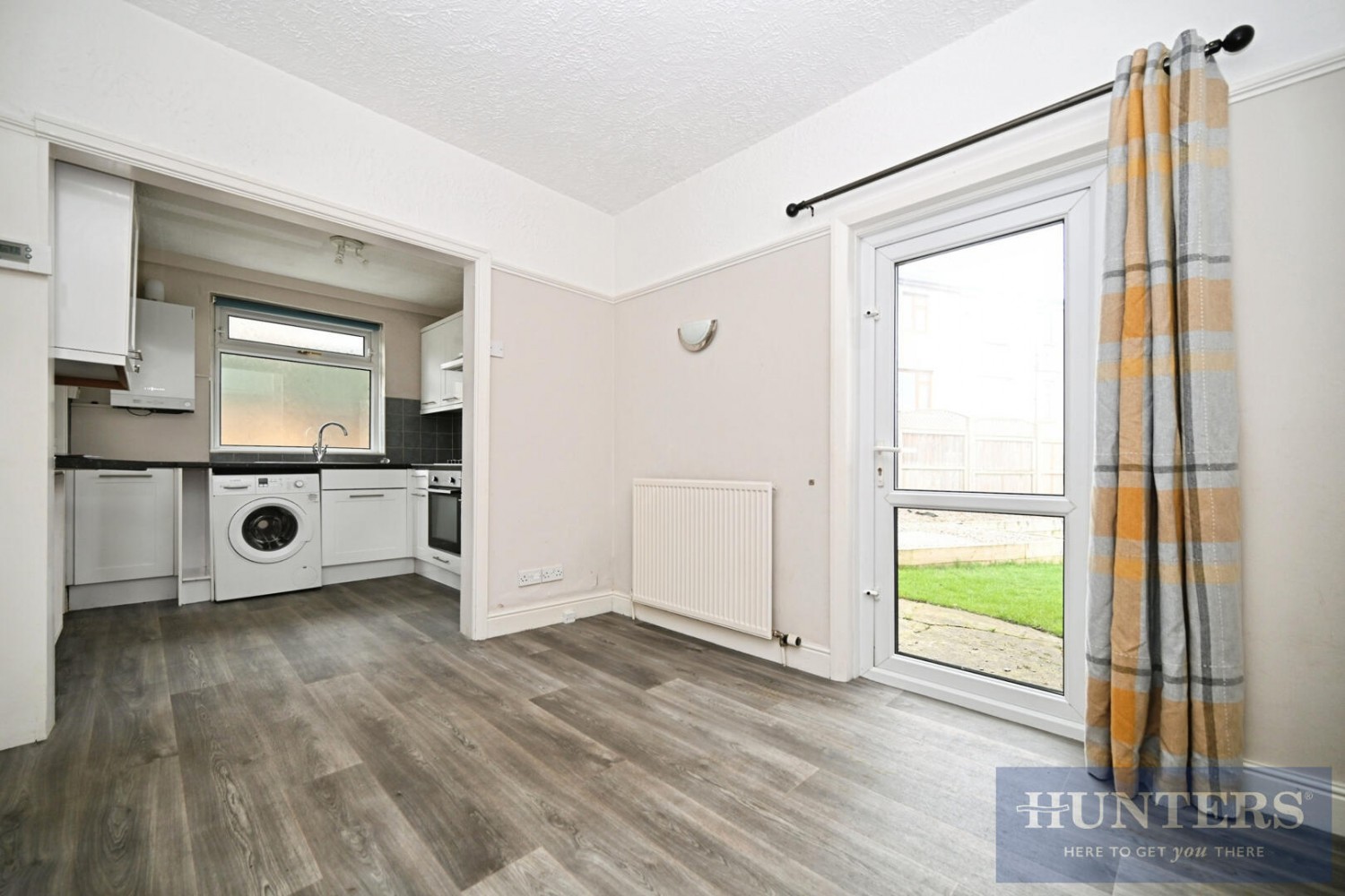 Apperley Road, Apperley Bridge